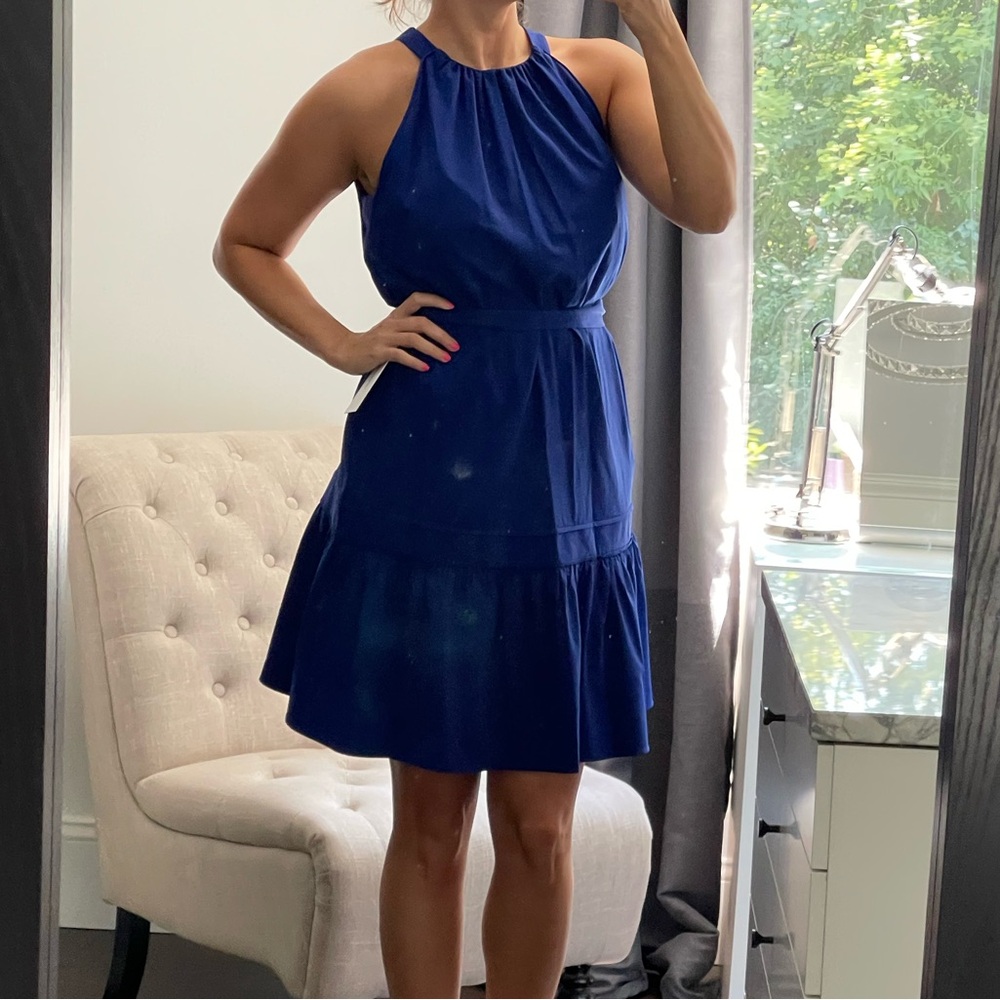 New! Calvin Klein Elegant Blue Sleeveless Dress that Ties in the middle. Size 8